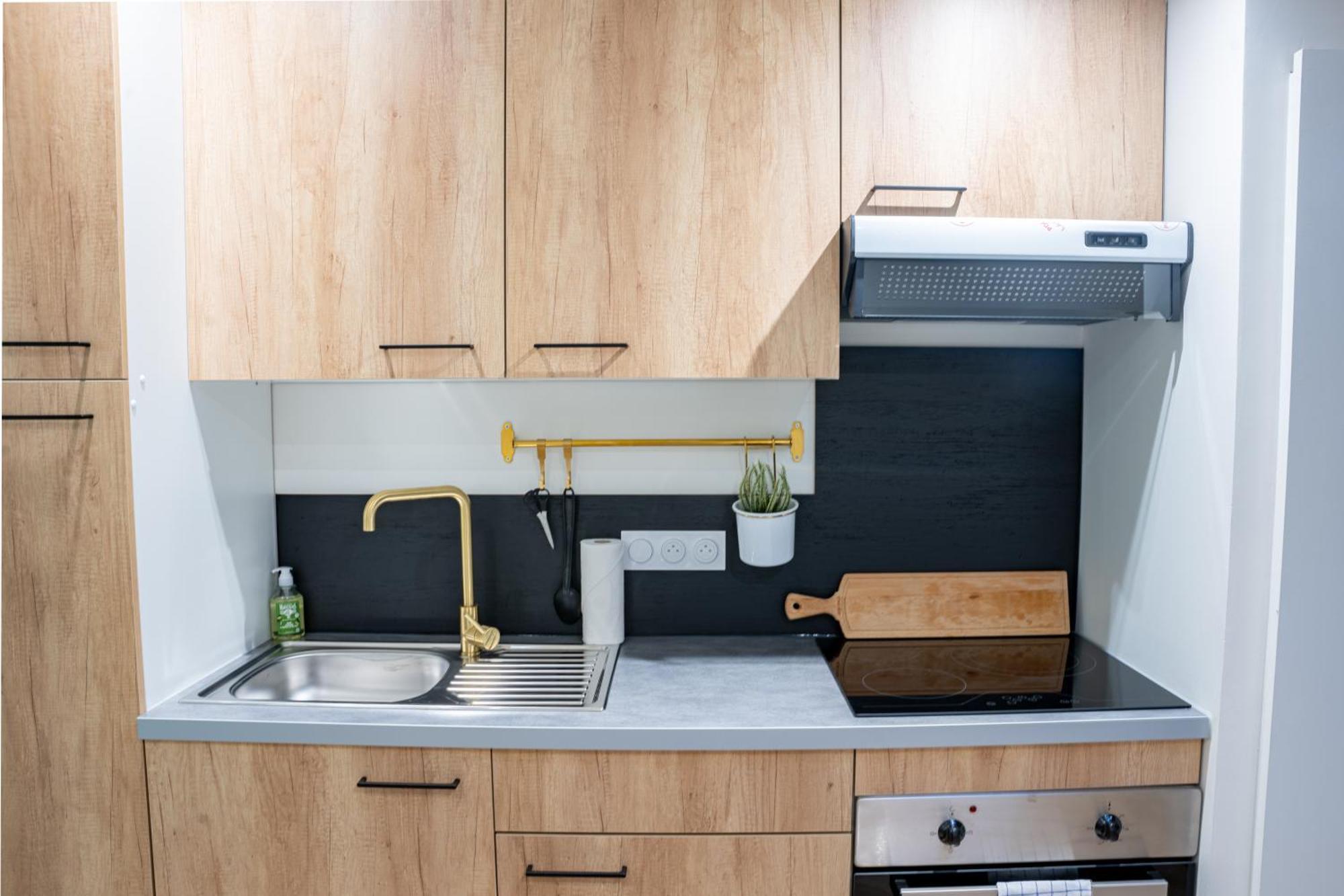 Food And Chill - Deux Appartements Hypercentre - 1 Theme Cinema - By Primo C0Nciergerie Tournus Exterior foto