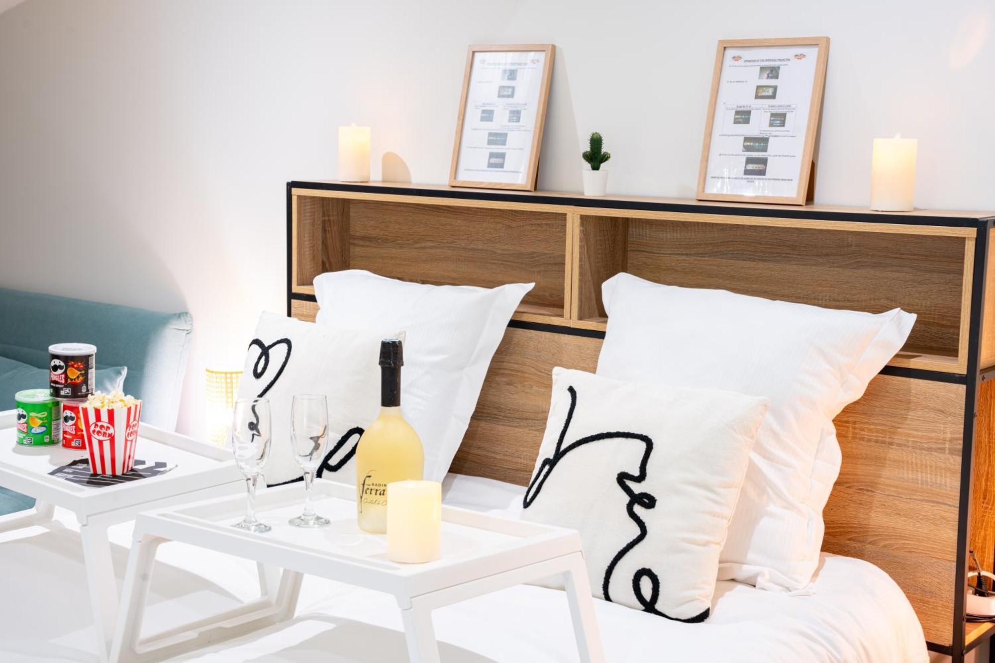 Food And Chill - Deux Appartements Hypercentre - 1 Theme Cinema - By Primo C0Nciergerie Tournus Exterior foto